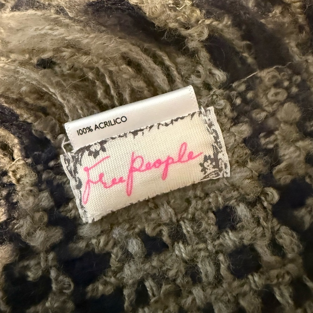 Free People Textured Knit Oversized Scarf Never Worn